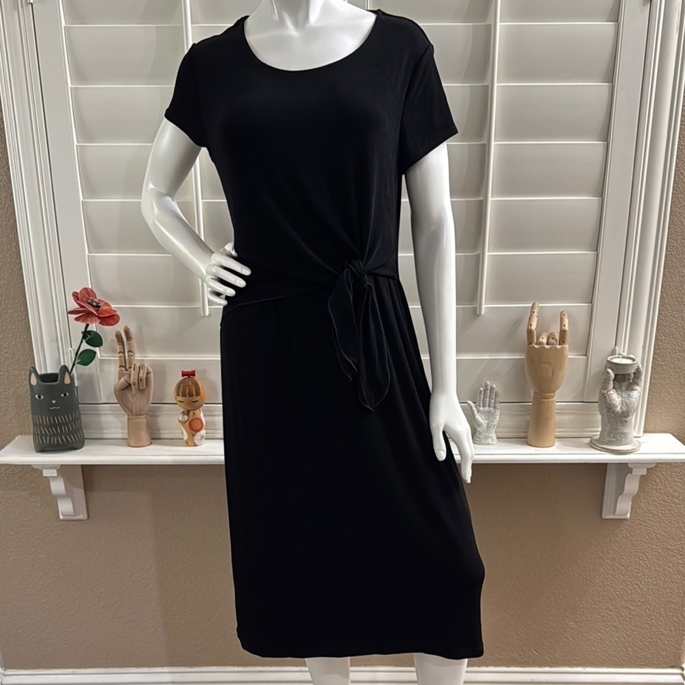 Chico’s Travelers Cap Sleeve Side Tie Kit Dress Black